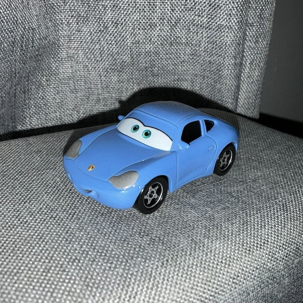 Disney Pixar Cars Sally Supercharged Porsche Die-Cast 2007 Toy Blue